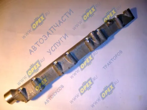 7406.1303101-10 Труба (алюм.) L=600; 4 прямоуг.фланца/вых=ф50 водяная левая КАМАЗ