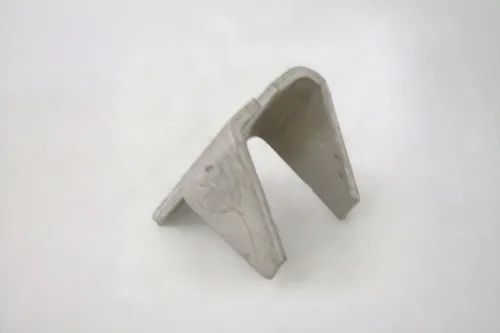 642290-1323099 Кронштейн 67х45 с прорезью МАЗ1