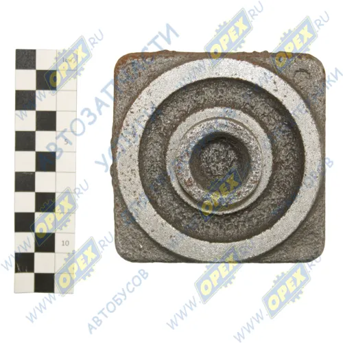 504Н-2902449У Вкладыш(сухарь) рессоры (подпятник) 106х106х23 со штифтом d=40 h=18 МАЗ1