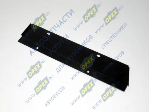 6422-8405036 Панель подножки МАЗ правая (пластина) (L=41х95 2отв.ф7,2отв.ф8, сталь) МАЗ