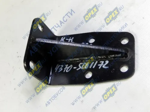 4370-5001172 Кронштейн 95х185; 4отв.ф15/2отв.ф13, заднего подрессоривания кабины (балки опоры кабины) МАЗ