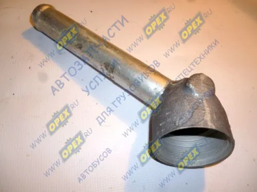 64221-1304014-01У Труба ф32 L=170 прямая с горловиной заливная расширительного бачка МАЗ