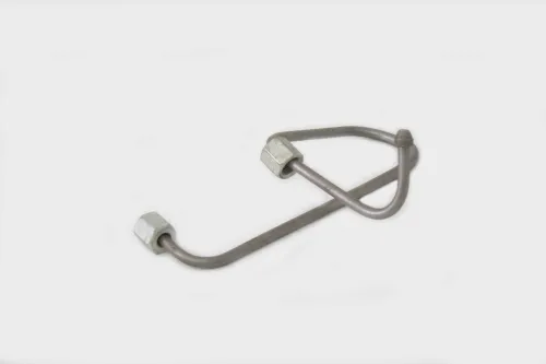 240-1104300-10 Трубка (сталь) ф6; L=330 Г=М14+К19/Г=М14+К19 топлив. 1-ОГО ЦИЛИНДРА разный изгиб ММЗ