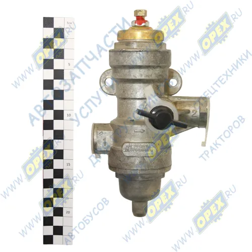 100-3512010-10 Регулятор давления воздуха РДВ КамАЗ,МАЗ,УРАЛ,ЗиЛ,КрАЗ,ЛиАЗ (3выхода М16х1,5/М22х1,5/М22х1,5 креп 1отв с краном) РААЗ2