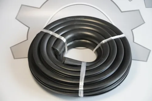 5336-5206018 Уплотнитель ветрового (лобового) стекла L=5280 S=30 незамкнутый СПЕЦМАШ