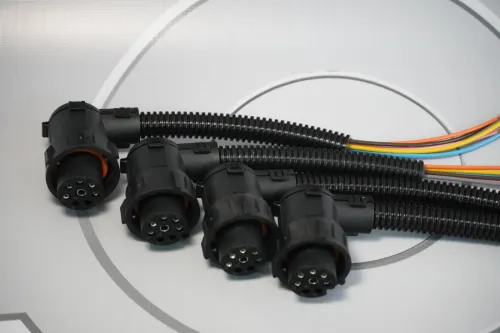 1845-9800680-СПЕЦМАШ Разъем (штеккер) на 6 проводов (байонет, под угол) (задний фонарь) СПЕЦМАШ3