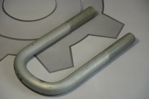 500-2902409-СПЕЦМАШ Стремянка рессоры МАЗ передней (L=225х93 М24х2 Р=78) СПЕЦМАШ