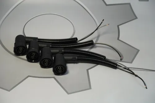 1845-3724580 Разъем AMP для фонарей на 2 "ножки"; (байонет, под угол) СПЕЦМАШ