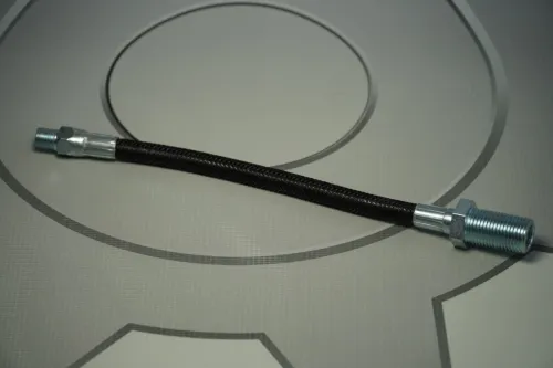 236-1601230-СПЕЦМАШ Шланг тормоз. ф8 L=235 Ш=М10+К10/Ш=М16+К17 смазки муфты выкл.сцепл. СПЕЦМАШ