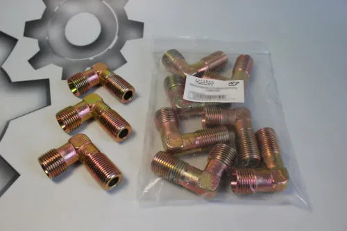 861004-СПЕЦМАШ Фитинг (угольник); Рнаруж=М16х1,5/М18х1,5 СПЕЦМАШ