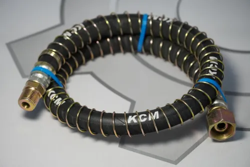 4310-3506060-10-СПЕЦМАШ Шланг тормоз. ф17 L=820 Г=М20+К24/Ш=М16+К22 в пружине передний; 710мм СПЕЦМАШ