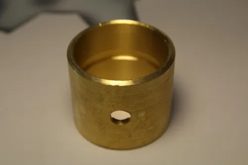 236-1004052-Б2 Втулка (бронза) ф49х56 L=47 с 1отв.под смазку шатуна ЯМЗ СПЕЦМАШ