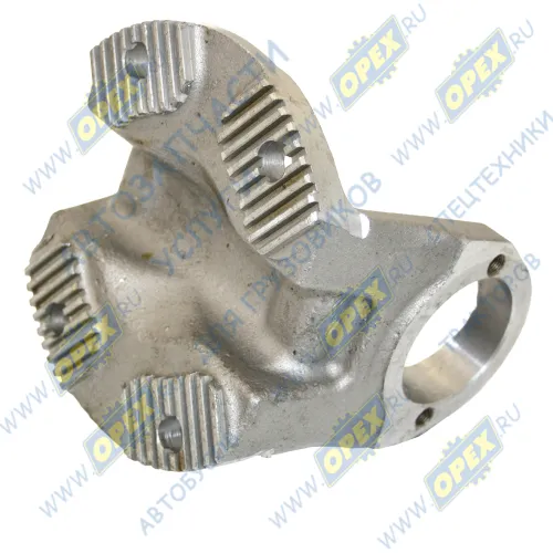 64226-2201049 Фланец-вилка кард.вала (шлицевой) 4отв. ф14,5 под крестовину 7522 СПЕЦМАШ1