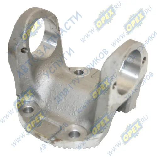 64226-2201049 Фланец-вилка кард.вала (шлицевой) 4отв. ф14,5 под крестовину 7522 СПЕЦМАШ