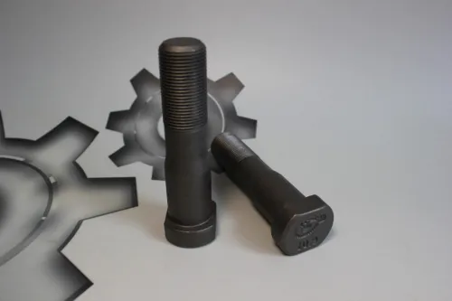 9919-3104050-01 Болт колеса МАЗ (средний, М22х95х1,5 Р=40 ,головка с лысками с двух сторон, п/прицеп ЕВРО); (тефлон,М22х1,5 L- 95 мм,головка с лысками с двух сторон, п/прицеп ЕВРО) СПЕЦМАШ