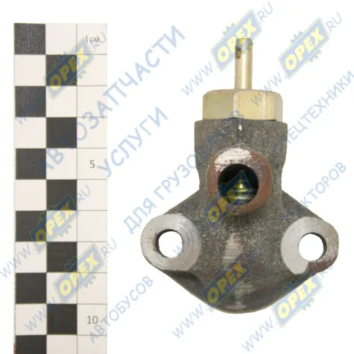 240-1305010-Б Кран сливной 72х59; ромбич.фланец 2отв.ф9/под шланг ф20 ЯМЗ-240 ЯМЗ2