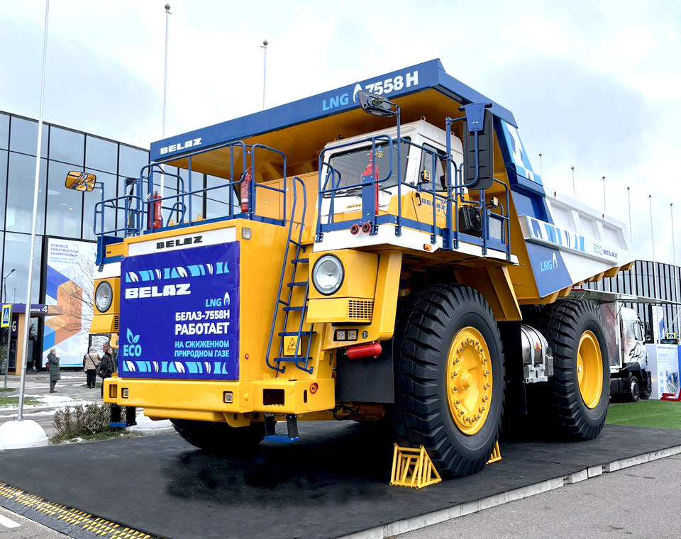 БЕЛАЗ-7558H-1.jpg БЕЛАЗ-7558H-1.jpg