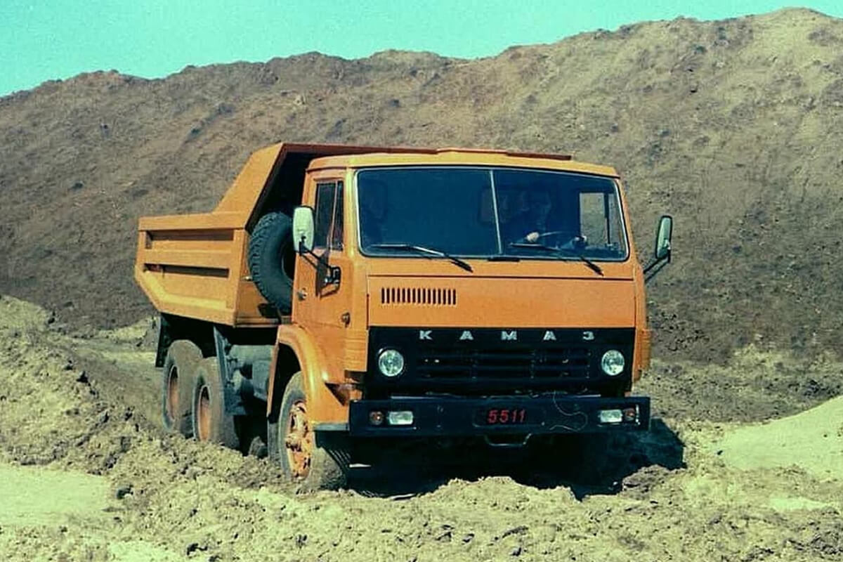 Грузовик КАМАЗ-5511
