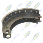 1653205-3501090 Колодка тормозная (425х140) передняя (ЕВРО) с ухом АККОР