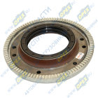 543266-3104034-600У Крышка МАЗ сальника ступицы задней в сборе (под АБС); (с индуктором АБС и сальником импорт) МАЗ