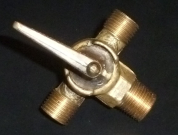 Кран переключения баков Рнаруж=М16х1,5/16х1,5/18х1,5