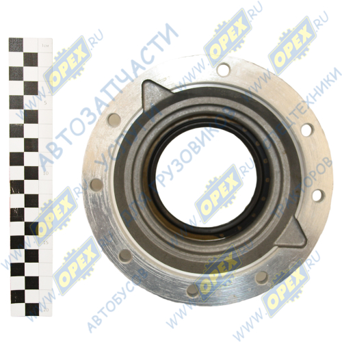 6520-2402050-01 Крышка ф105х180; 8отв.ф8.2 h=63 картера ЗМ стакана редуктора; с манжетой КАМАЗ2