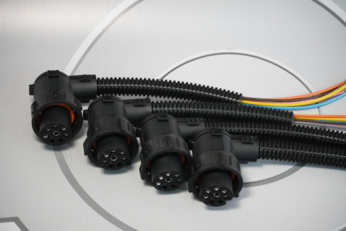 1845-9800680-СПЕЦМАШ Разъем (штеккер) на 6 проводов (байонет, под угол) (задний фонарь) СПЕЦМАШ3